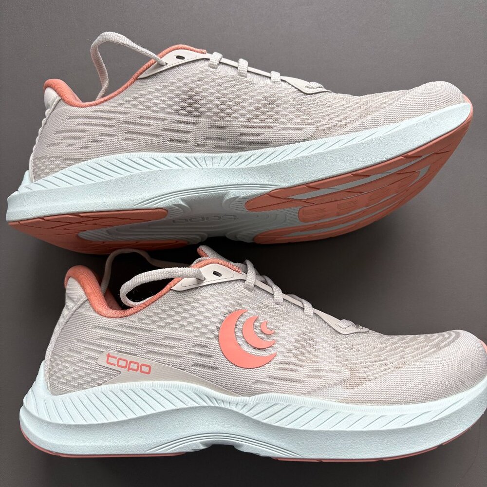 Topo Athletic Fly-Lyte